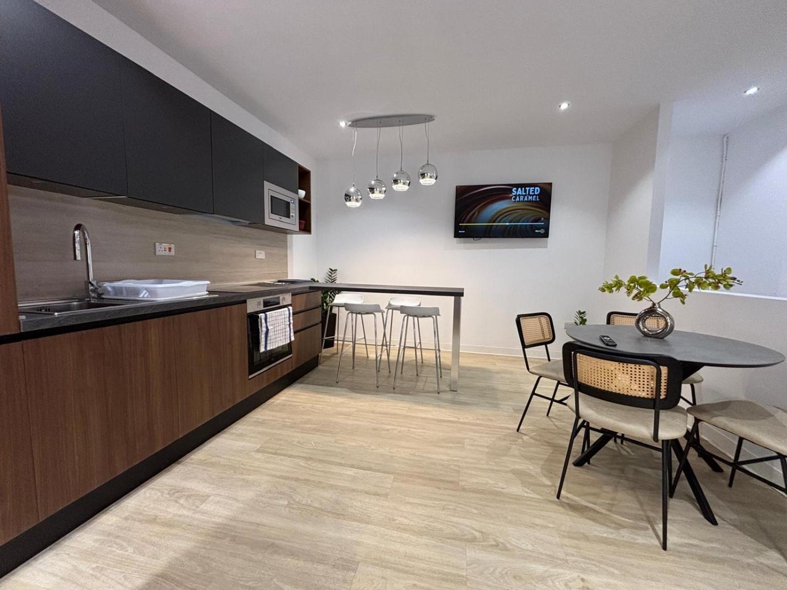 Maisonette In Center Apartment